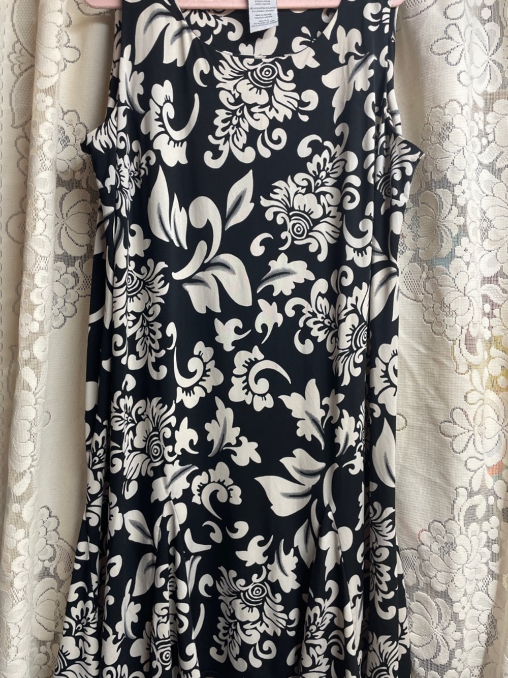 Danny & Nicole Black and White Floral Patterned Dress 22